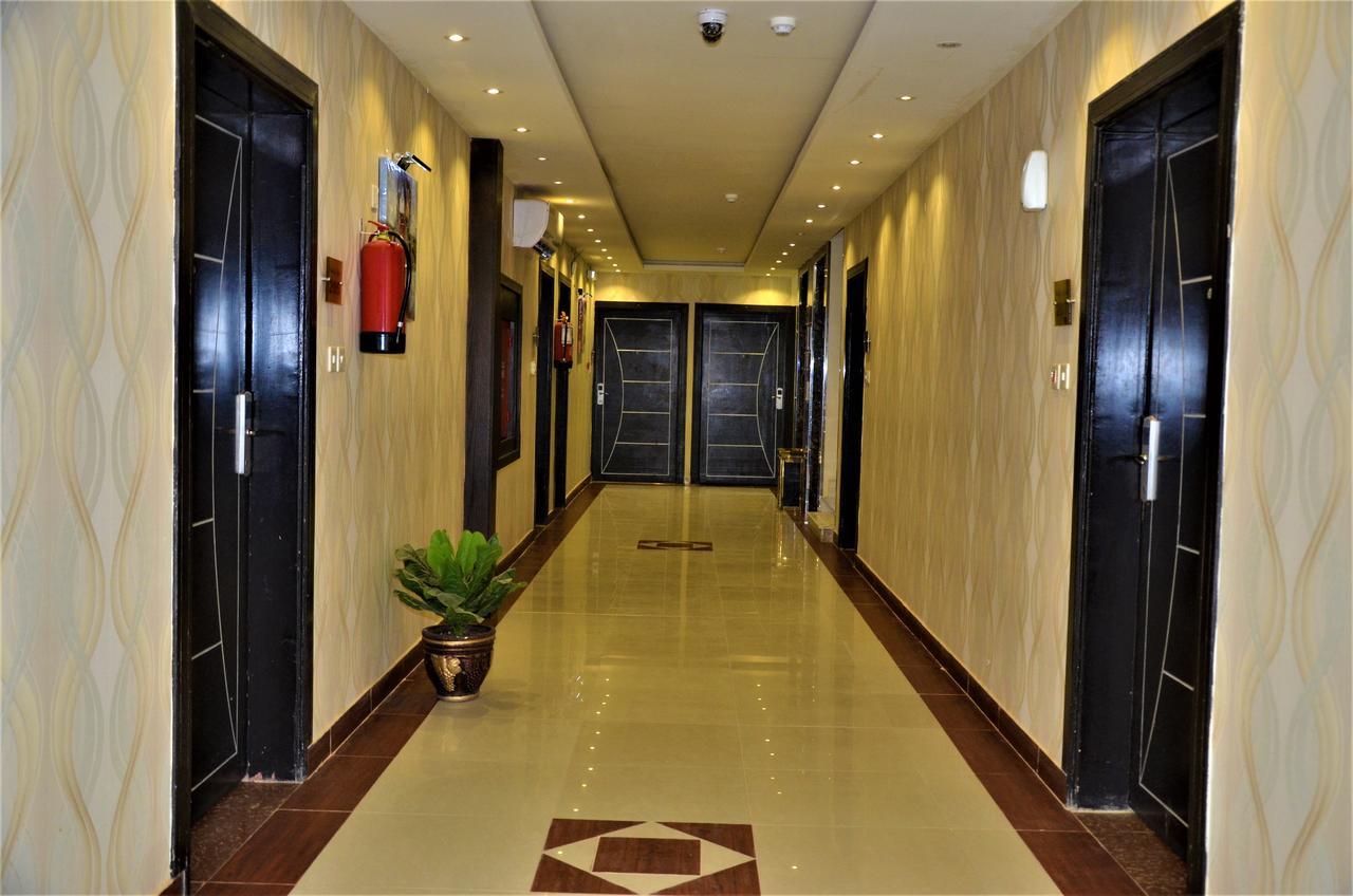 منـازل Almasa Llshkk Almkhdoma Brida Aparthotel Buraidah Exterior foto